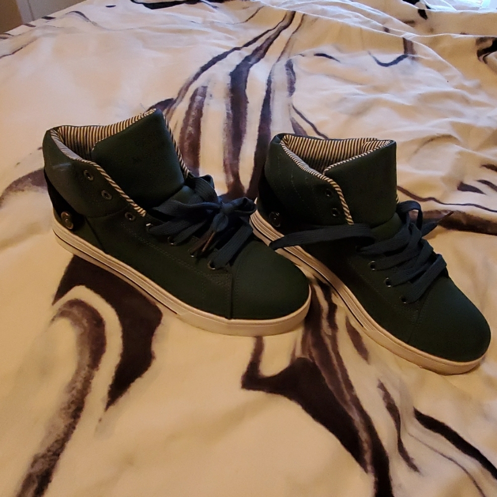Mid Cut Sneakers